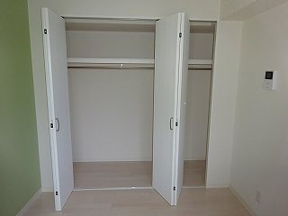 サンローラン新十条 の収納