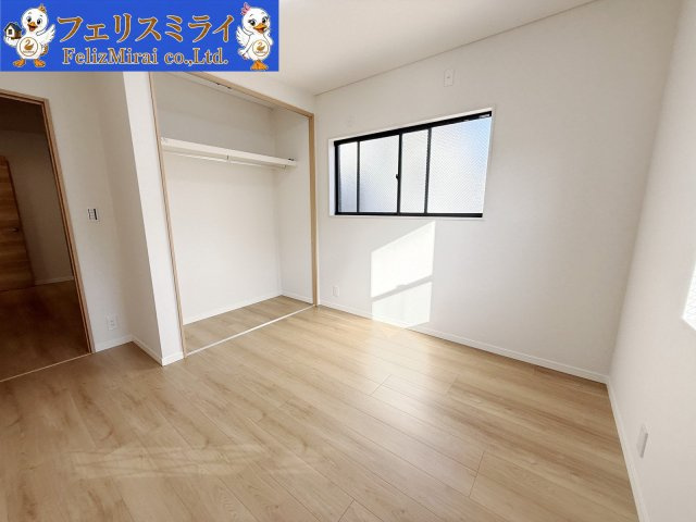 神戸市垂水区清水が丘　中古戸建の洋室