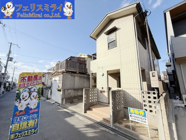 神戸市垂水区清水が丘　中古戸建の前面道路含む現地写真