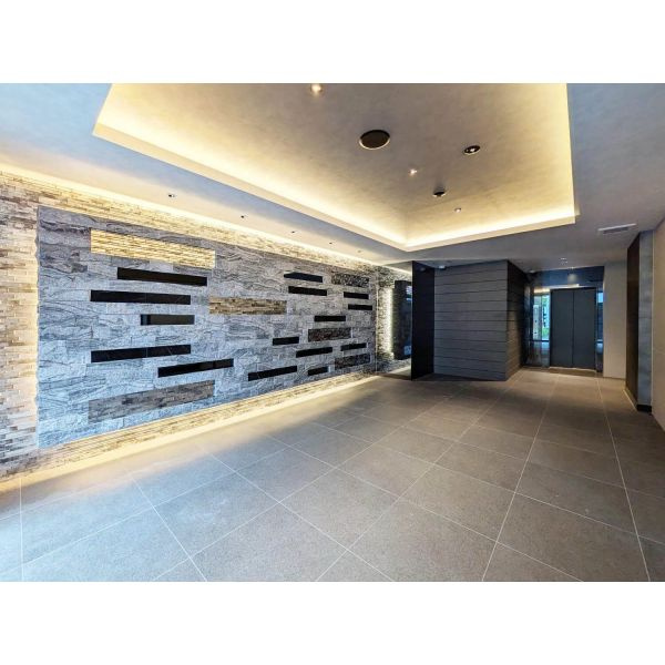 S-RESIDENCE難波西alterのロビー
