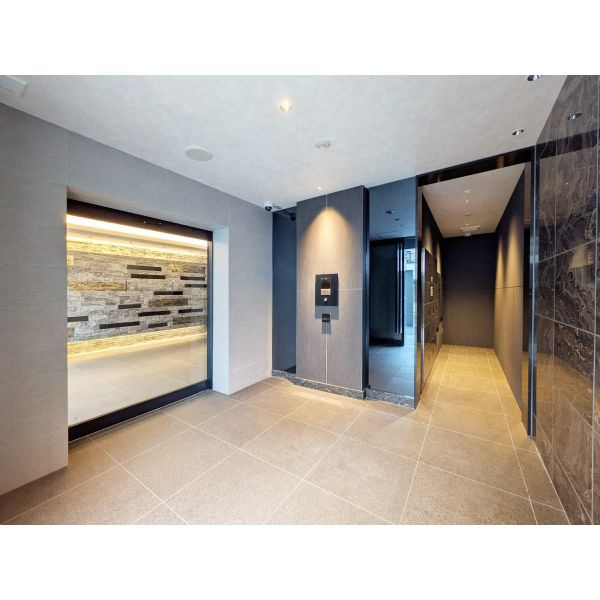 S-RESIDENCE難波西alterのロビー