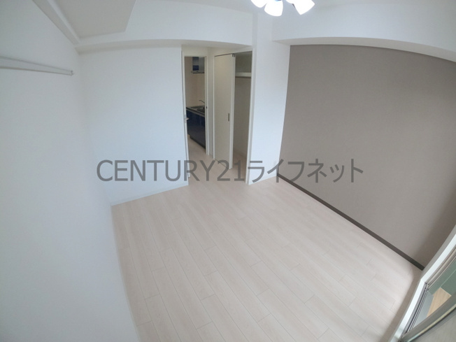 【寝室】 | LUXENA新大阪