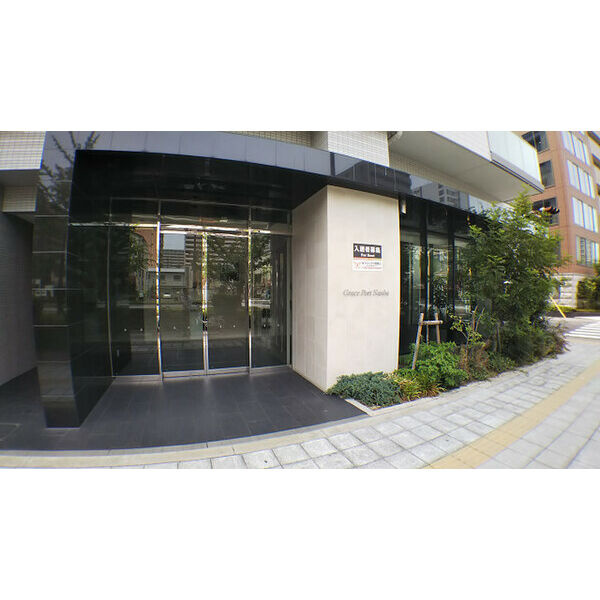 CITY　SPIRE難波グレイスのエントランス
