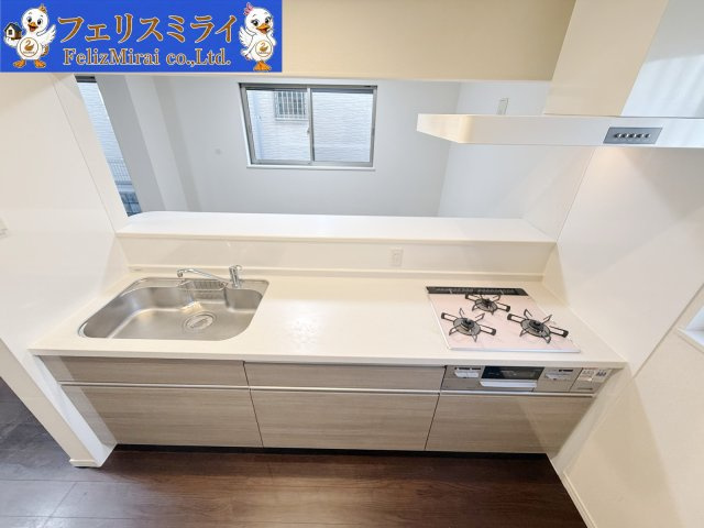神戸市垂水区本多聞2丁目　戸建てのキッチン