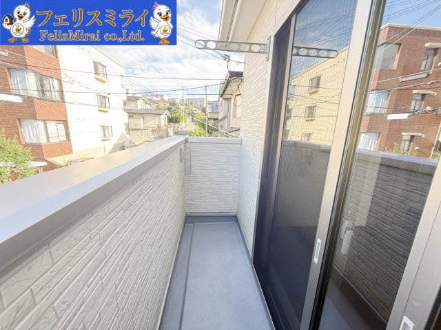 神戸市垂水区本多聞2丁目　戸建てのバルコニー