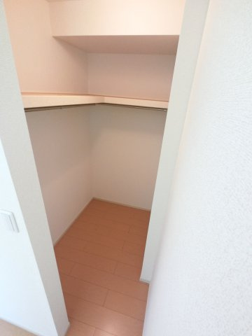 【収納】 | ドエル富里　Ａ | ☆ウォークインクローゼット☆