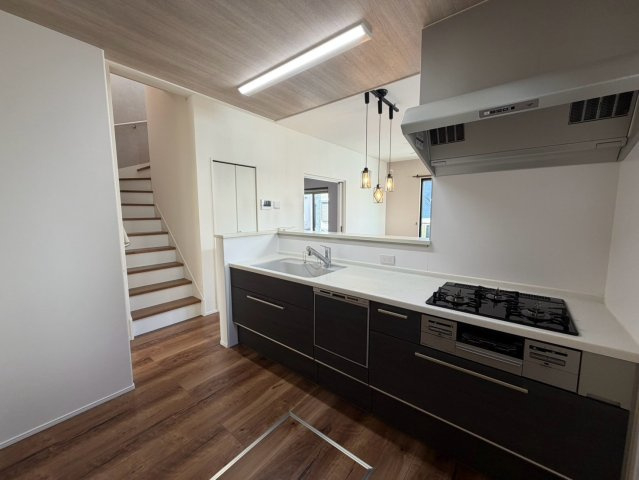 新座市新座3丁目中古戸建のキッチン
