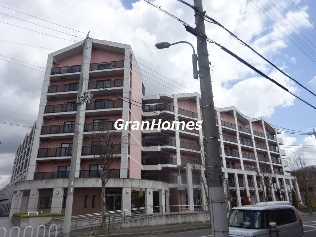ルームズ学園北町の外観