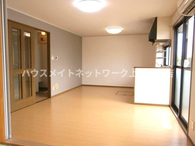 グラン・デ・ハイツ Ｂの居間・リビング|ＬＤＫ11.9帖