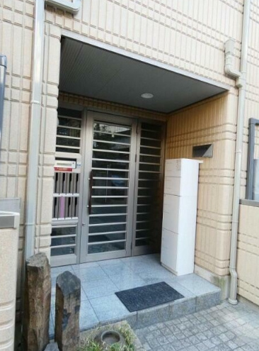 【エントランス】