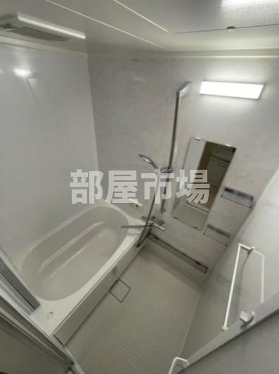 ラ・フォレ根岸の浴室