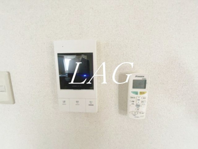 【セキュリティ】 | ディアコート | モニター付きインターフォンです。