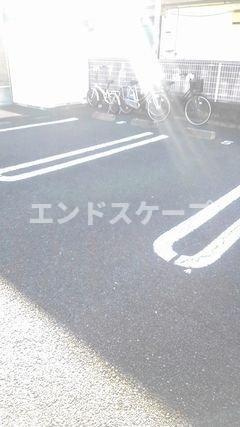 ミニョンⅠの駐車場|高崎、前橋のお部屋探しはエンドスケープまで！お客様の理想お聞かせ下さい♪