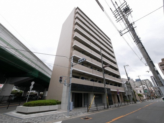 サムティ福島PORTAの外観