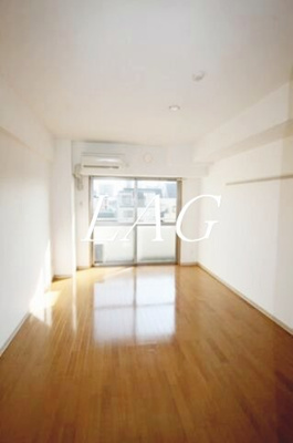 【居間・リビング】 | パルティール | 洋室のお部屋です。