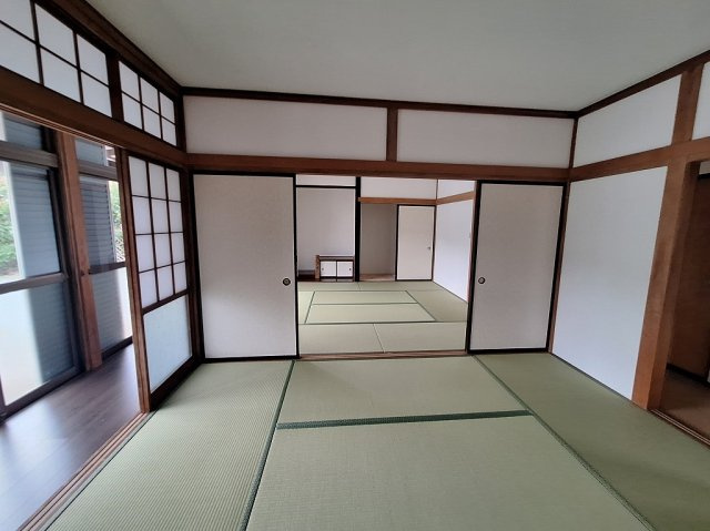 KEM高崎市吉井町神保中古住宅の和室|現地撮影
