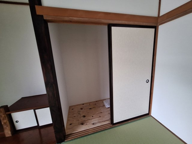 KEM高崎市吉井町神保中古住宅の収納|現地撮影