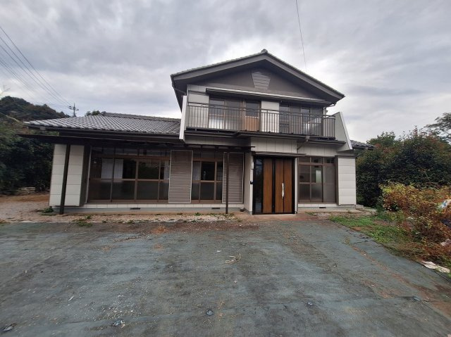 KEM高崎市吉井町神保中古住宅の外観