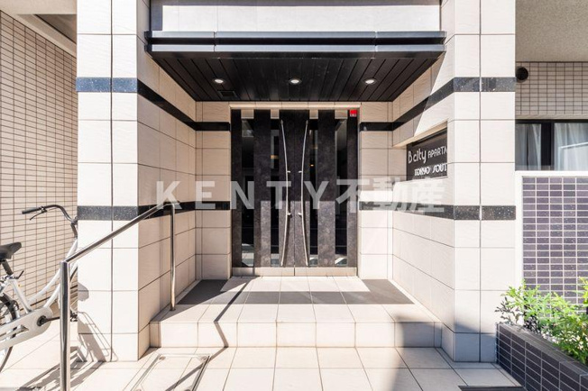 【エントランス】 | B CITY APARTMENT TOKYO SOUTH | 建物の内部です