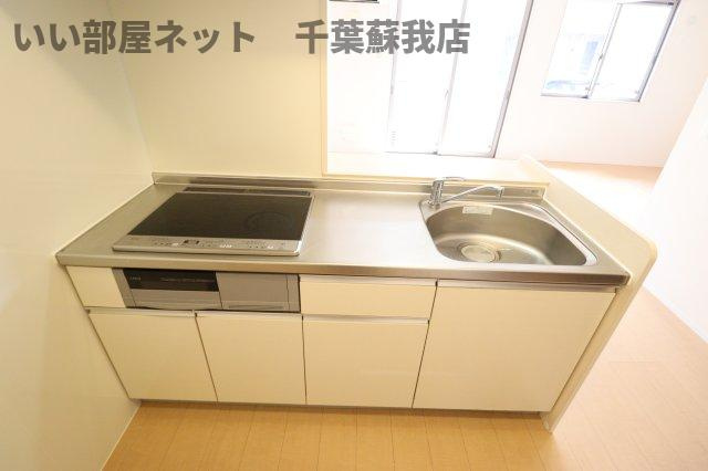 ゴルフォ・デ・コリナ　Bのキッチン|きれいなキッチンです