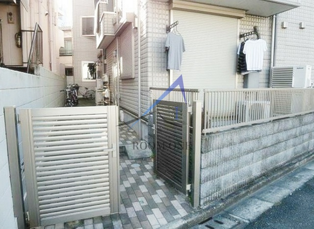 コーポラス本町のエントランス|エントランスです。