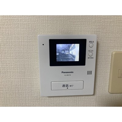 【内装】 | フォレストバード | 明るい室内です