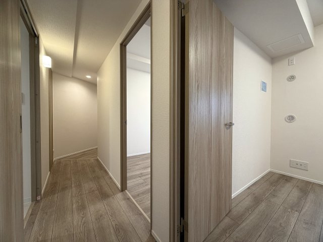 どんな駅だって４分の距離は圧倒的優位性あり！３面採光の角部屋で、上下階の音対策に二重床・二重天井を採用！ペットやお子様がいるならバッチコイ！な、『ライオンズステーションプラザ大和』リフォームの内装|内装もきれいです