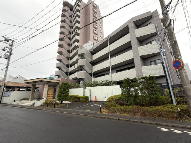 どんな駅だって４分の距離は圧倒的優位性あり！３面採光の角部屋で、上下階の音対策に二重床・二重天井を採用！ペットやお子様がいるならバッチコイ！な、『ライオンズステーションプラザ大和』リフォーム
