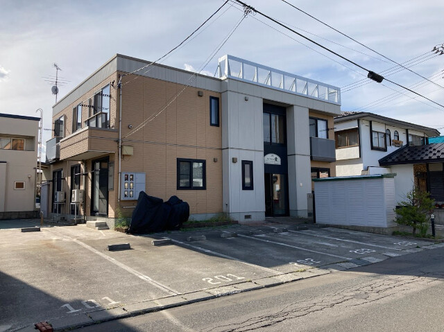 シャーメゾン愛