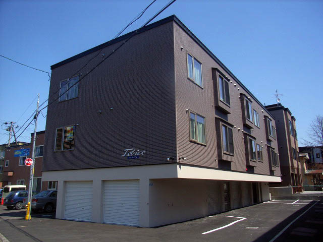 フェリーチェ