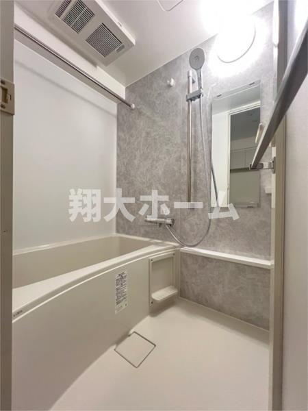 ＨＹ’ｓ　桜橋　ＭＩＲＡＩＳの浴室