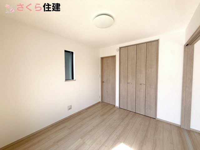 戸祭町2145番　A号棟の洋室