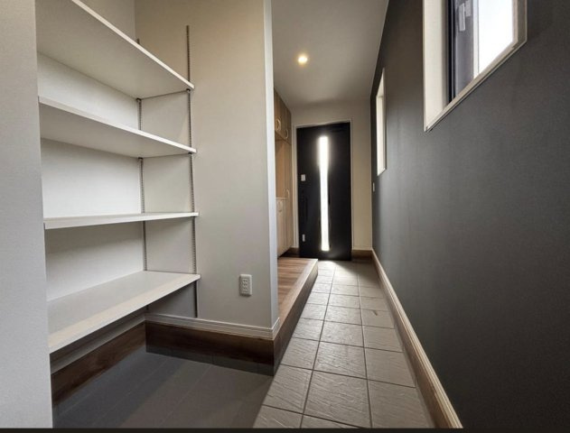 【玄関】 | 古河市上辺見　中古戸建