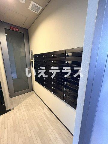 MAISHIN神戸三宮EASTのロビー