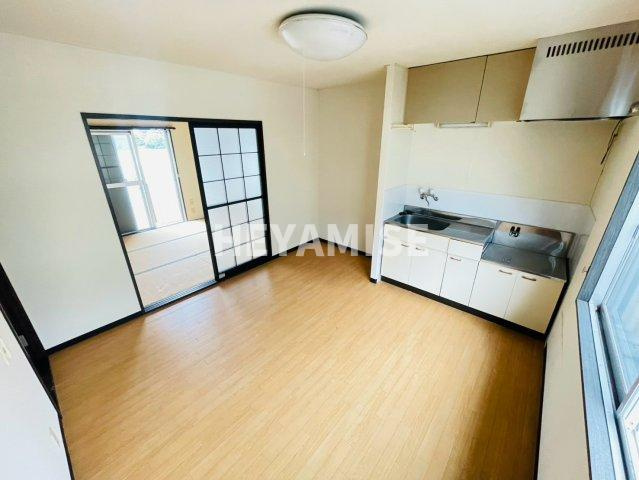 タウニー戸町の居間・リビング