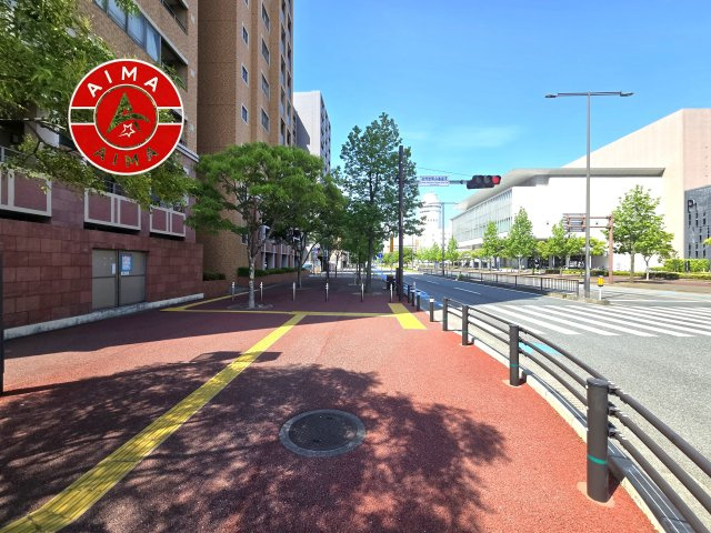 クレアウォーターマークの現況写真|前面道路を含む現地の写真です。