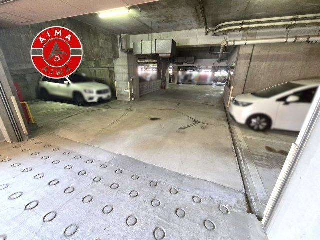 クレアウォーターマークの駐車場|敷地内の駐車場です。