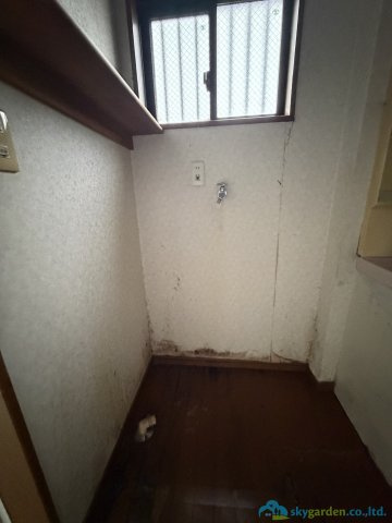 平塚市横内　中古戸建のランドリースペース