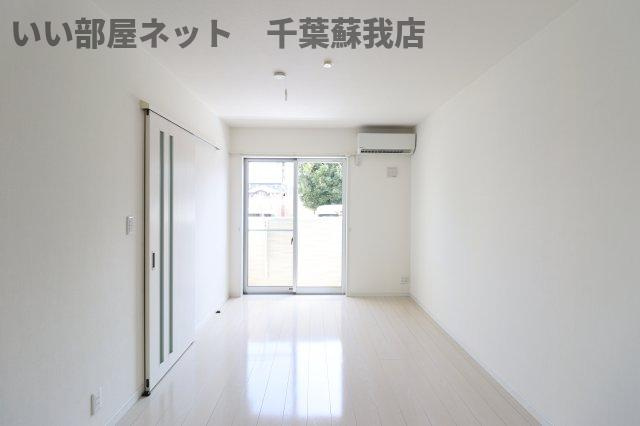 プランドールおゆみ野の居間・リビング|こちらのリビングで趣味の時間をお楽しみください