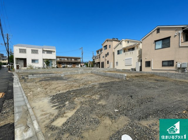 ■吹田市原町　新築一戸建ての外観|現在はこんな感じです。完成までが待ち遠しいですね。