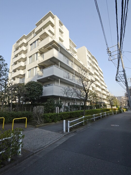 シティプラザ富士見町の外観|オートロック付き大規模マンション、シティプラザ富士見町は即日現地案内可能となっておりますので、お気軽にお問い合わせください！