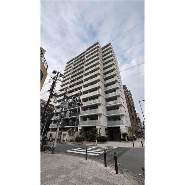OPUS RESIDENCE SHINSAIBASHI SOUTHの外観