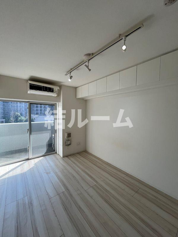 板橋区西台４丁目の賃貸マンションの居間・リビング