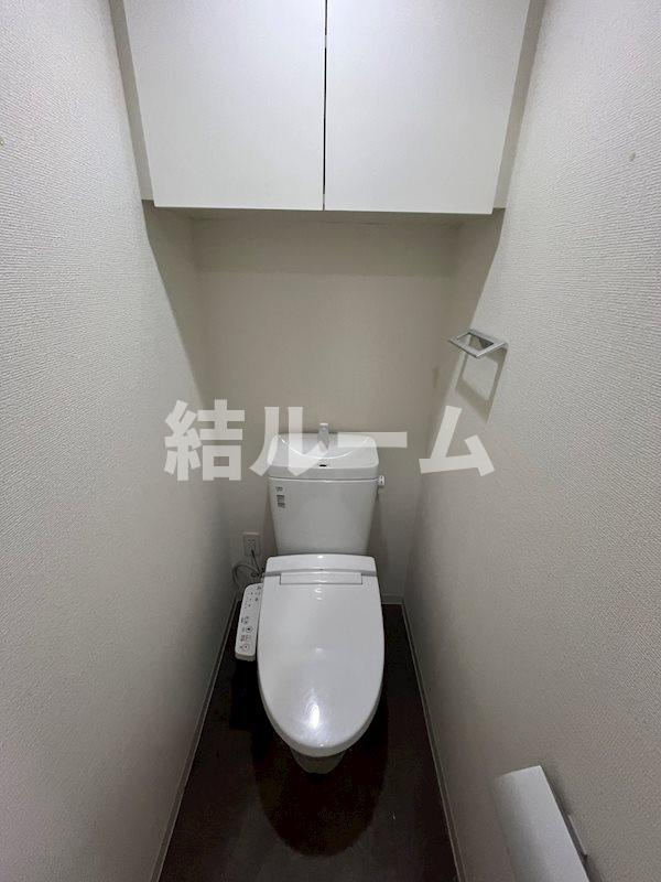 板橋区西台４丁目の賃貸マンションのトイレ