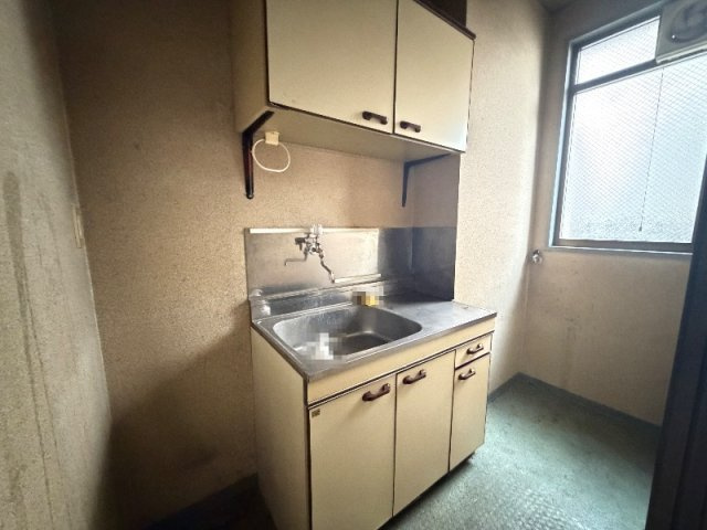 【設備】 | 甲府市朝気　土間風フリースペースあり　4LDK