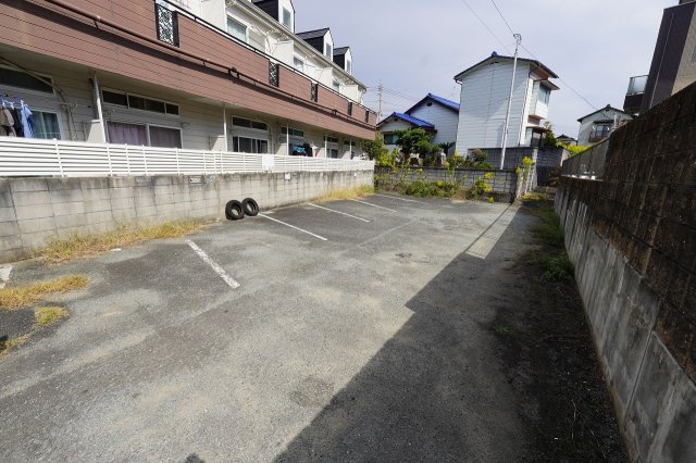 モーリックス横田の駐車場