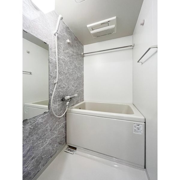 S-RESIDENCE新大阪WESTの浴室