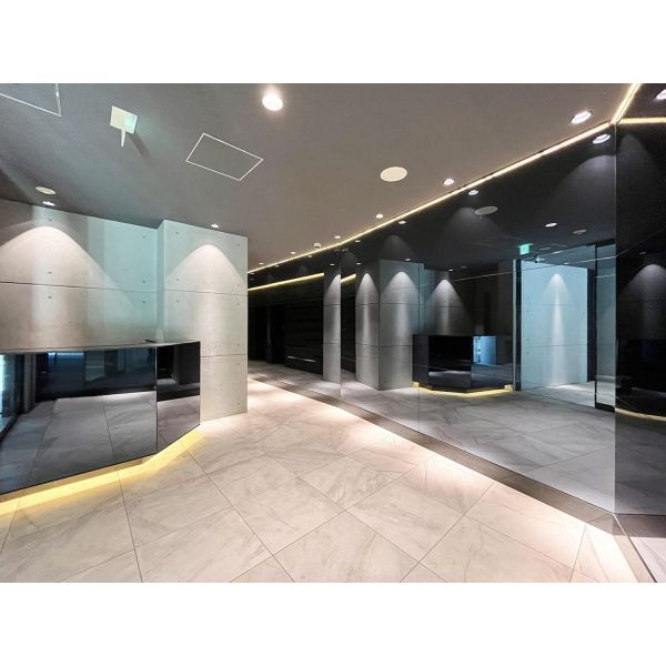 S-RESIDENCE南堀江のロビー