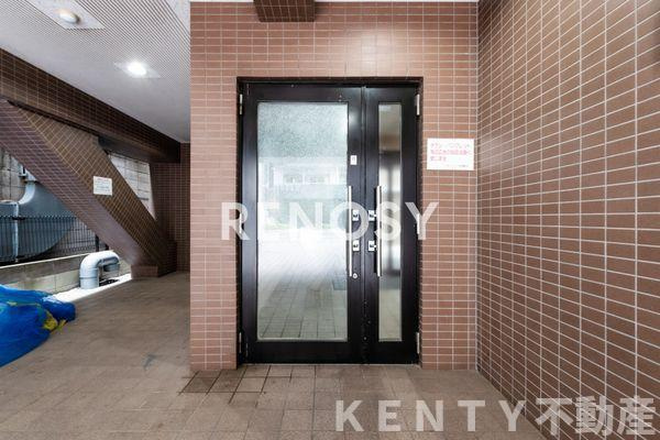 【エントランス】 | スカイコート蒲田駅前 | 落ち着いたエントランスです