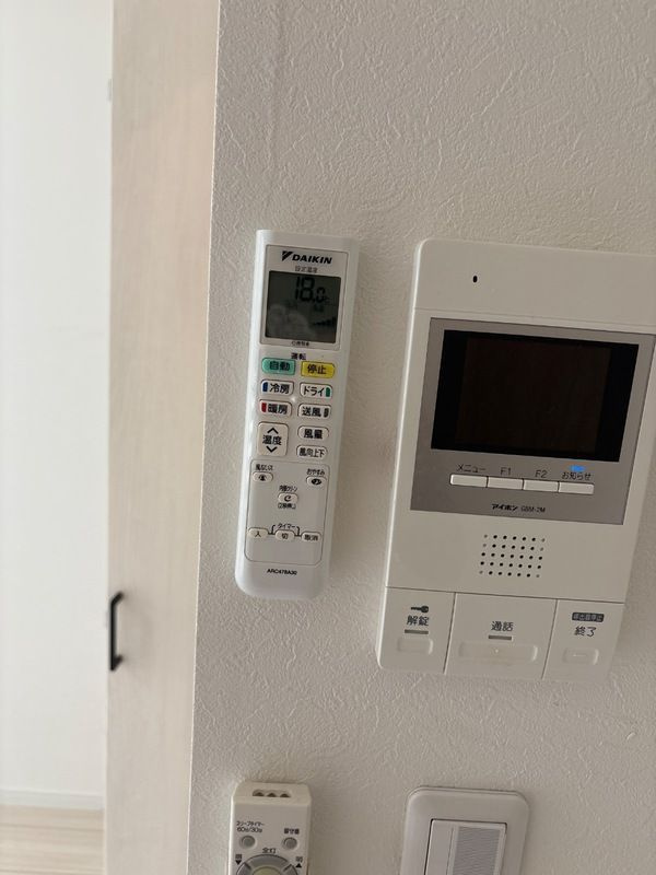 ベストステージ谷塚南のセキュリティ|※別部屋参考画像